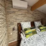 Atlantis Apartment